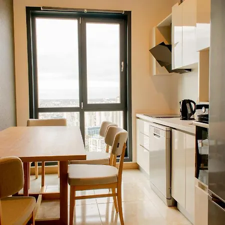 2 Bed-room Penthouse With Sea And Lake View דירה