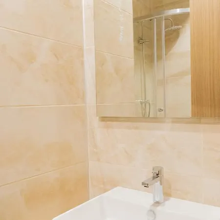דירה 2 Bed-room Penthouse With Sea And Lake View איסטמבול