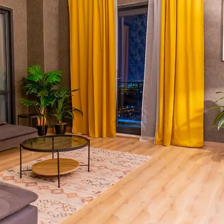 2 Bed-room Penthouse With Sea And Lake View Apartment *