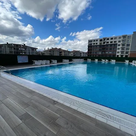 2 Bed-room Penthouse With Sea And Lake View Apartment Istanbul